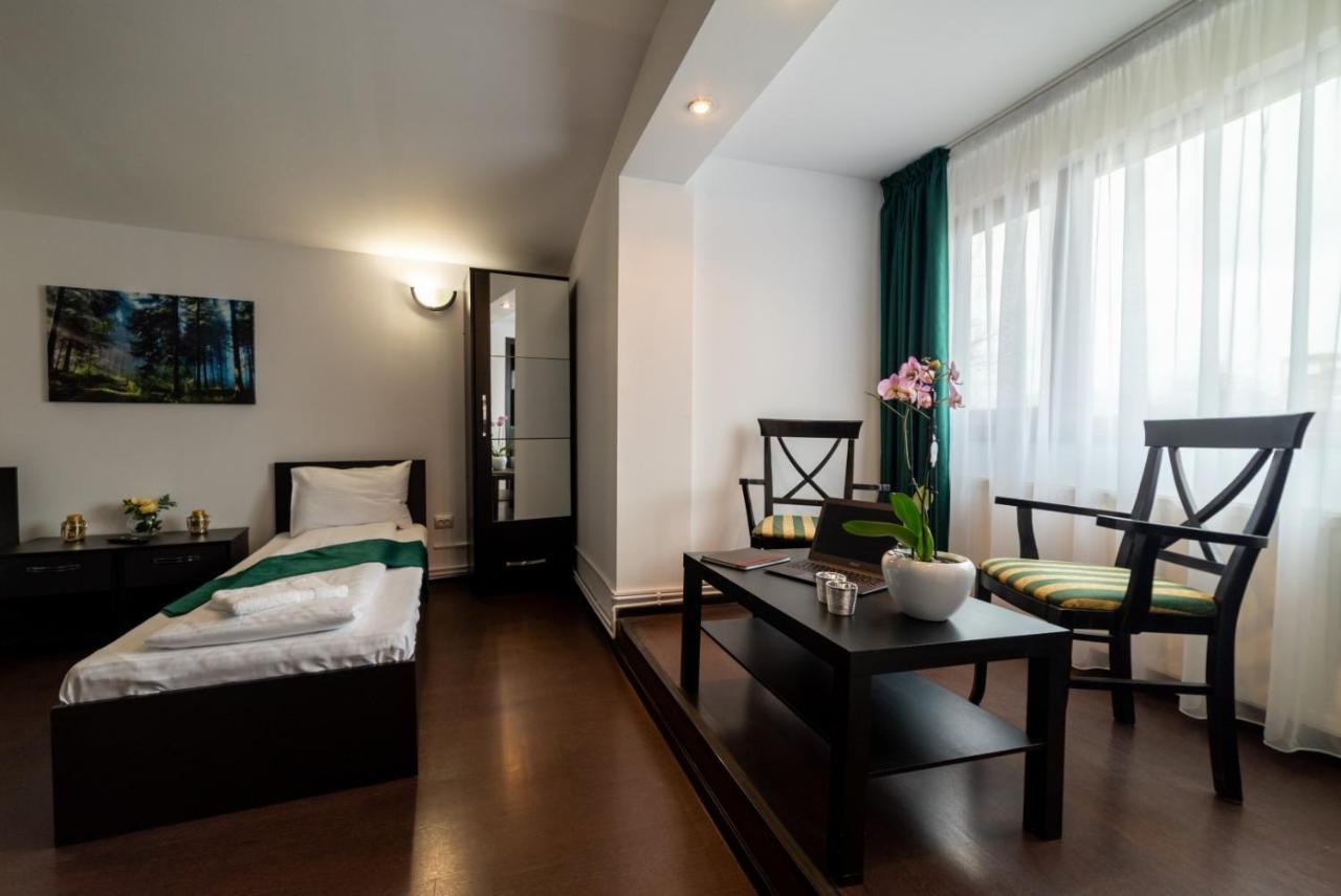 Ghimbav Escala Rooms מראה חיצוני תמונה