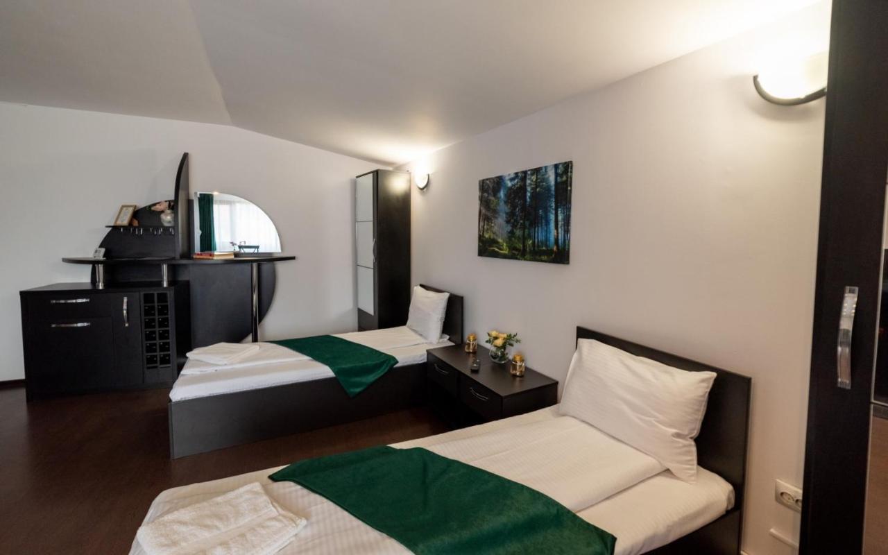 Ghimbav Escala Rooms מראה חיצוני תמונה