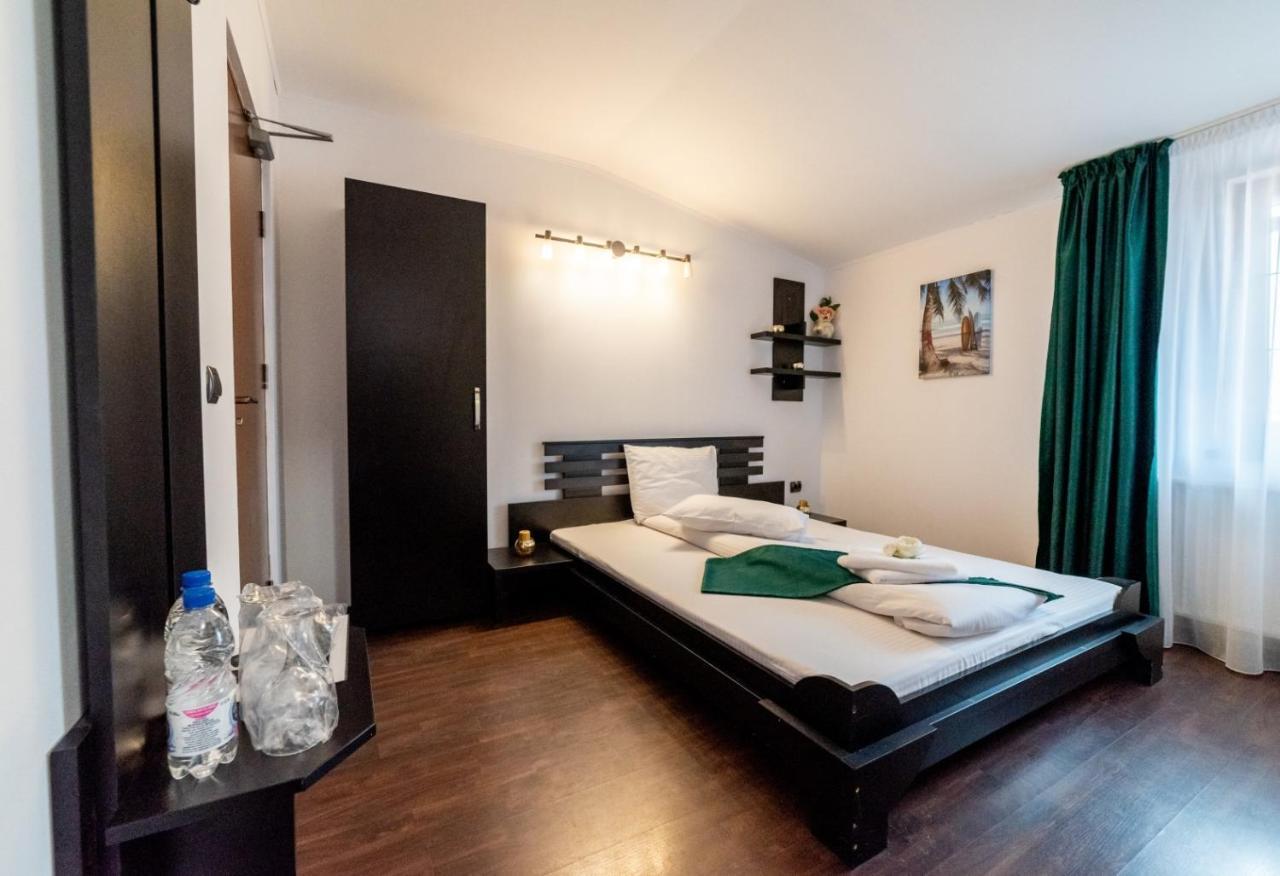 Ghimbav Escala Rooms מראה חיצוני תמונה