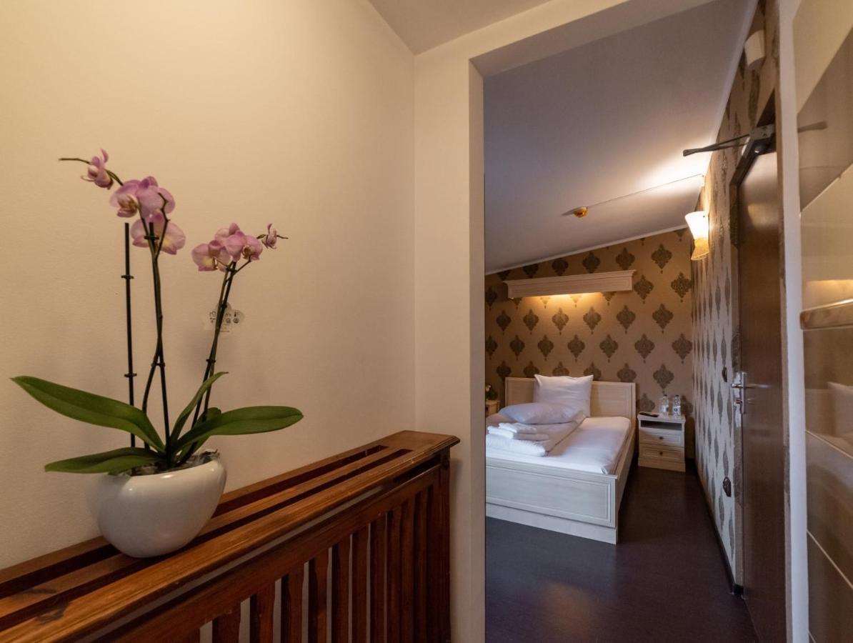 Ghimbav Escala Rooms מראה חיצוני תמונה