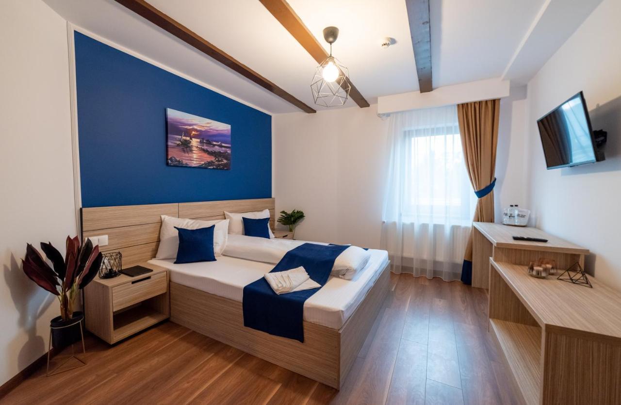 Ghimbav Escala Rooms מראה חיצוני תמונה